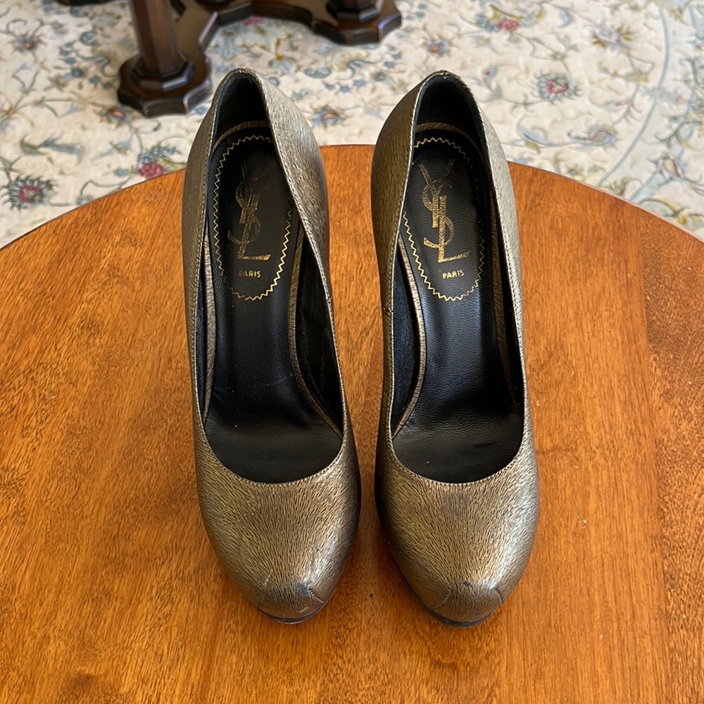 YSL pump
